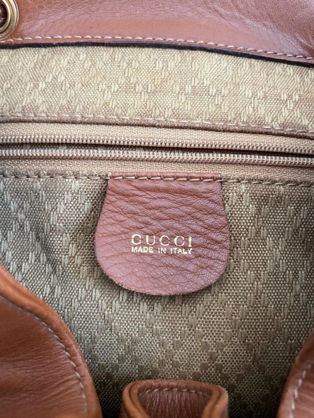 Gucci Bamboo Leather Backpack • Vintage • Tan Leather • Top Handle - Picture 7 of 15